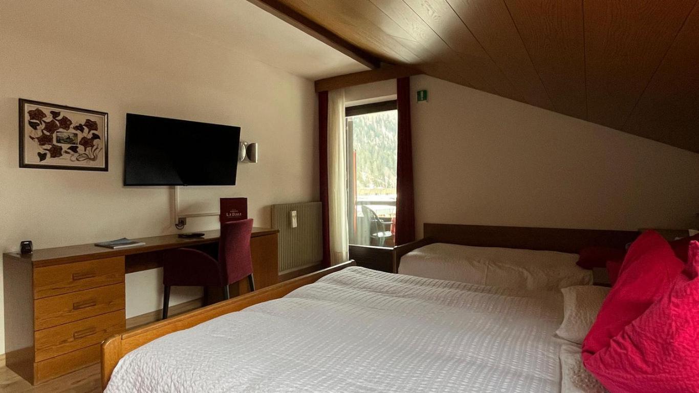 Hotel La Baita Madonna di Campiglio Ngoại thất bức ảnh