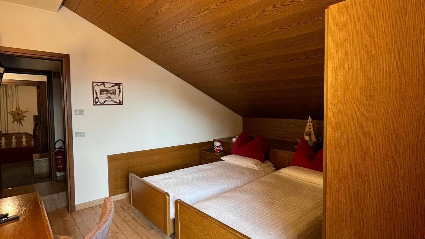 Hotel La Baita Madonna di Campiglio Ngoại thất bức ảnh