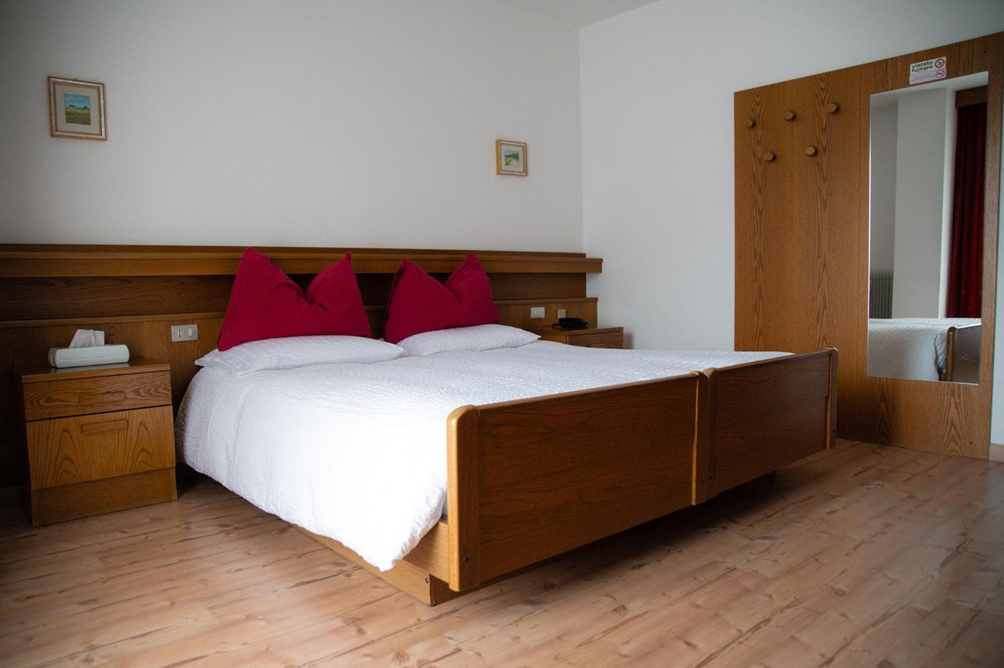 Hotel La Baita Madonna di Campiglio Ngoại thất bức ảnh