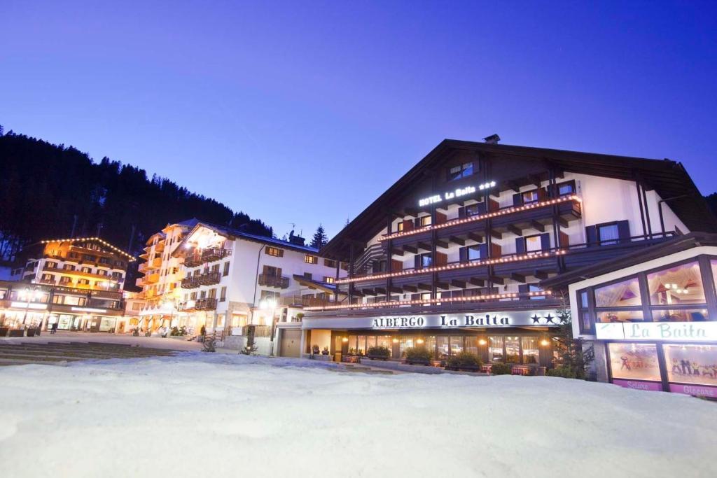Hotel La Baita Madonna di Campiglio Ngoại thất bức ảnh